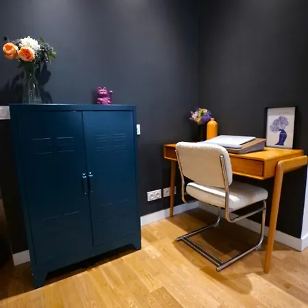 Beautiful Parisian Loft Style In The Heart Of Apartmán